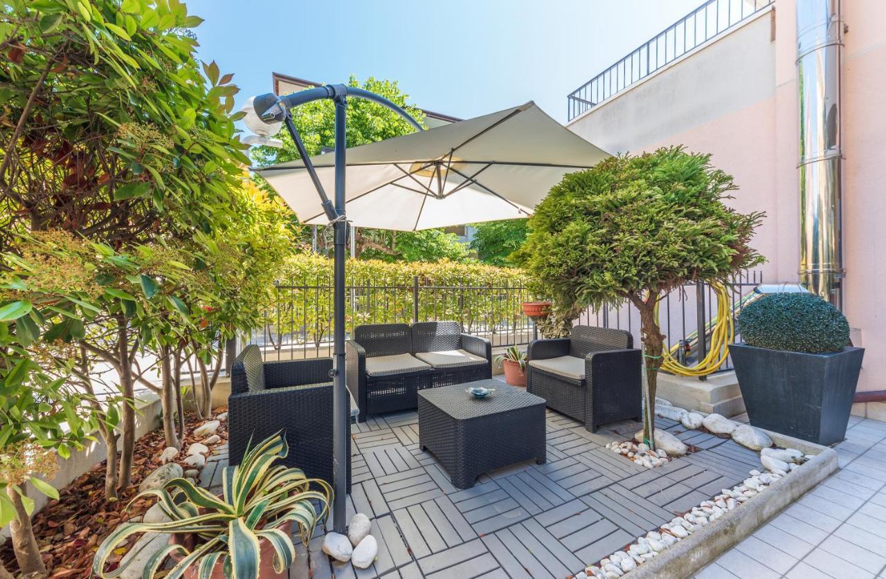 Residence Nobel Rimini Ngoại thất bức ảnh